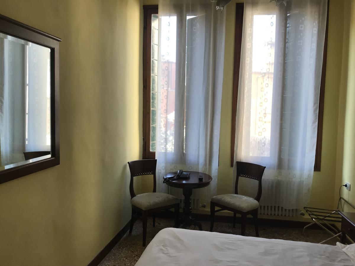 Pensión Ca' Centopietre 3*