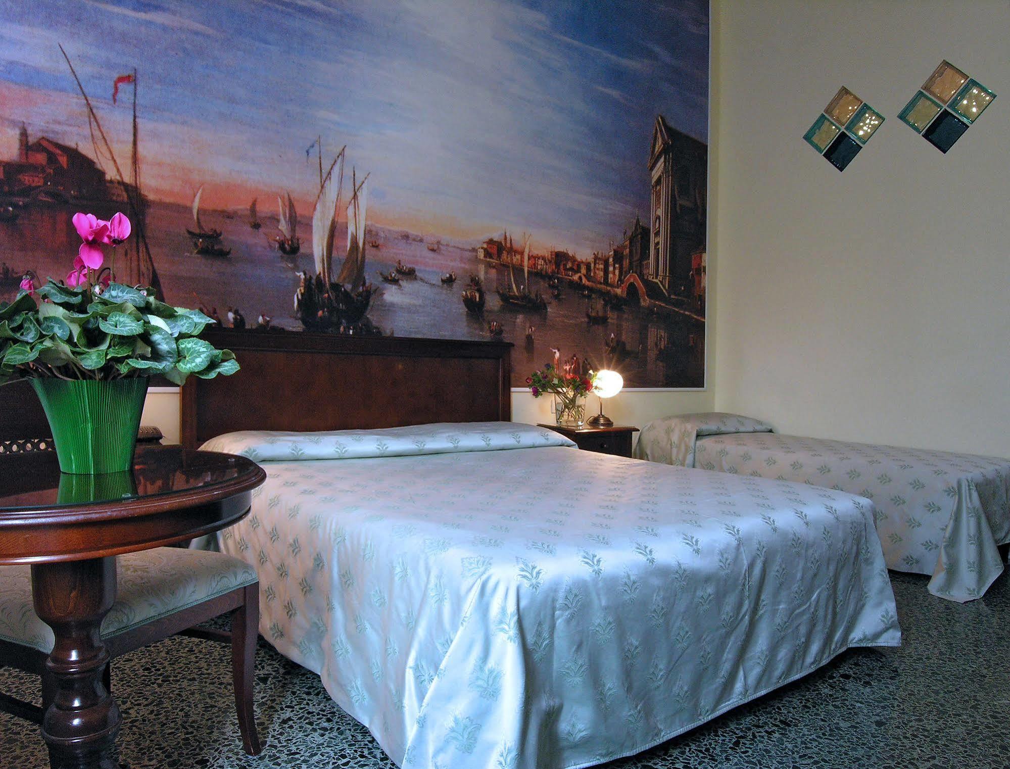 Ca' Centopietre Pensión Venecia